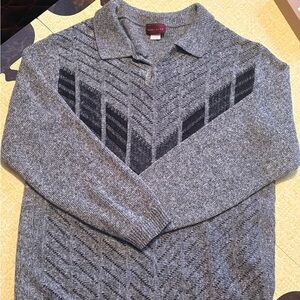 Vintage Gray and Black Knit Sweater